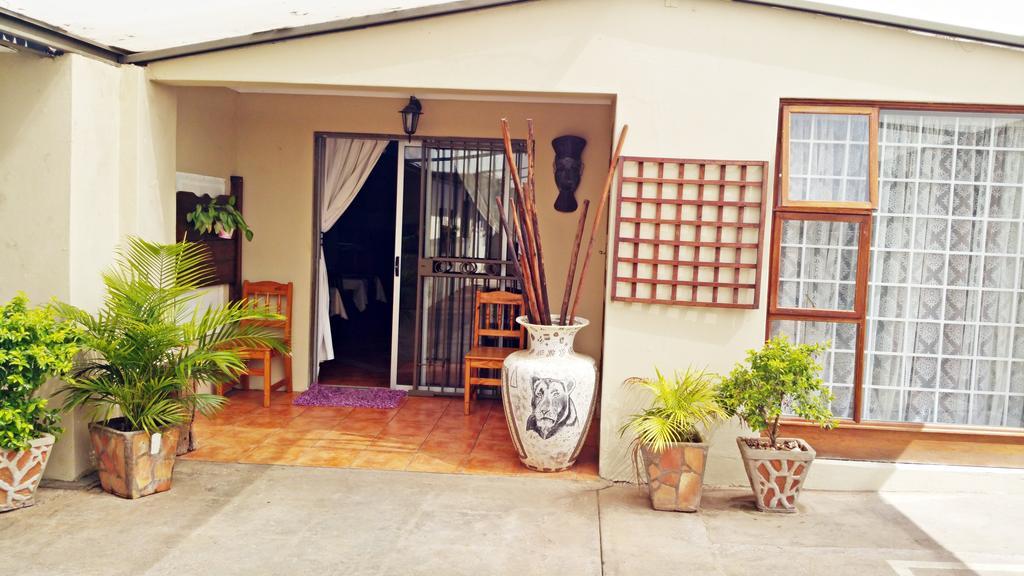 Lani'S Guest House - No Loadshedding Musina Luaran gambar